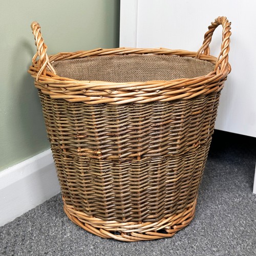 Unpeeled log basket lined - unpeeled,