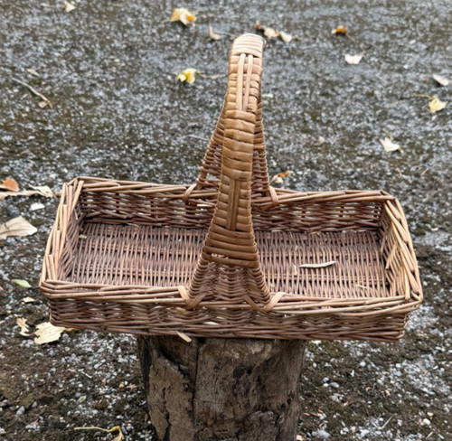 Small whicker kindling basket