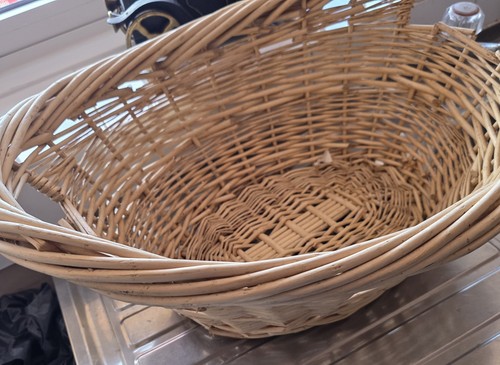 Oval heavy weave wicker - weave,
