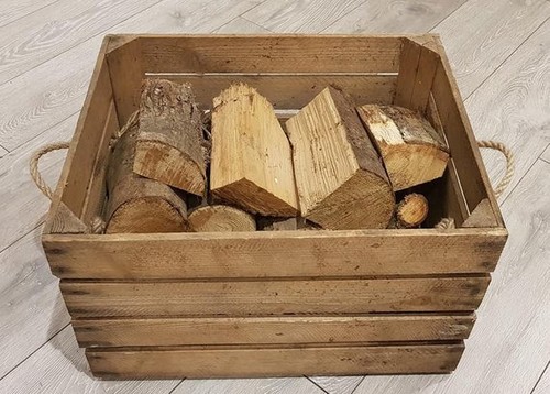 Log basket fire - store, /