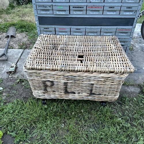 1973 large wicker log - 1973,